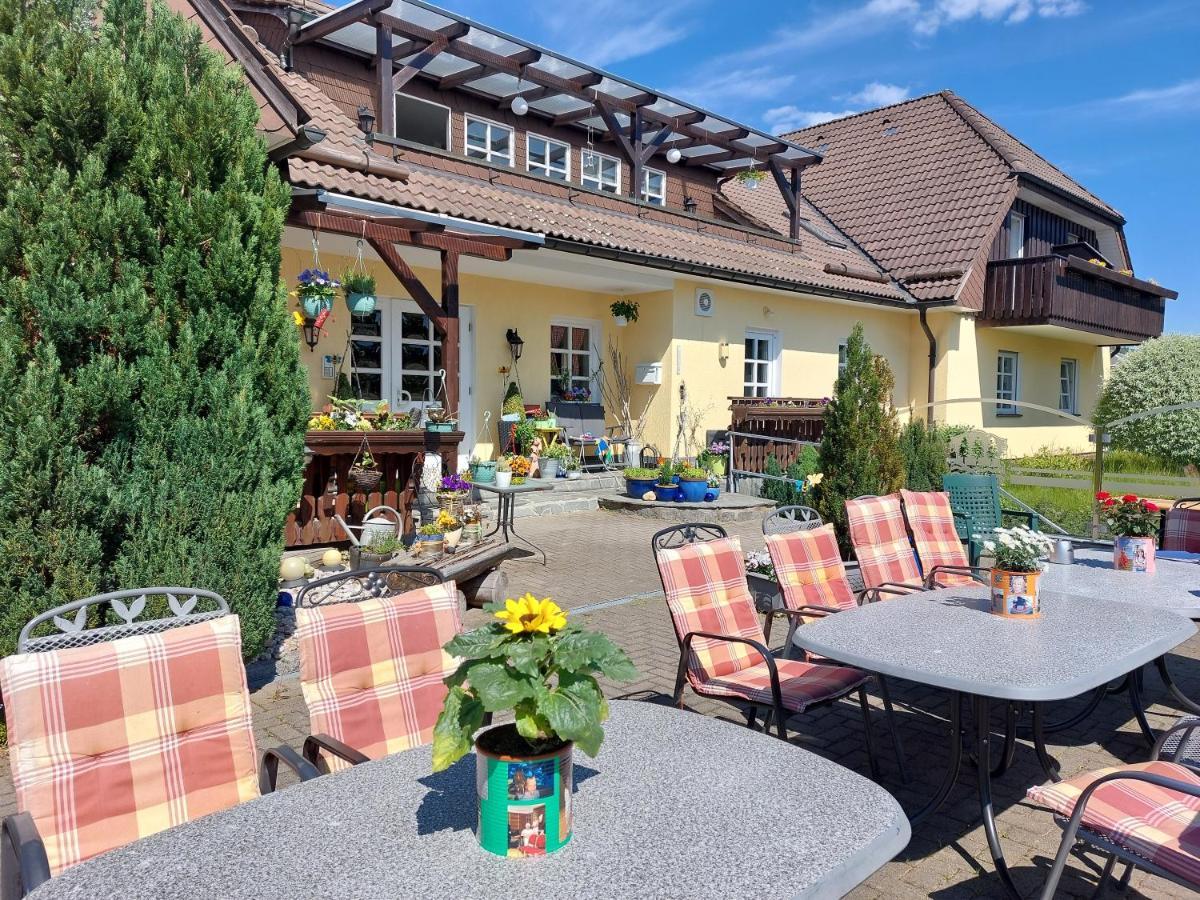 Hotel Zum Poppschen Gut Olbernhau Exterior photo